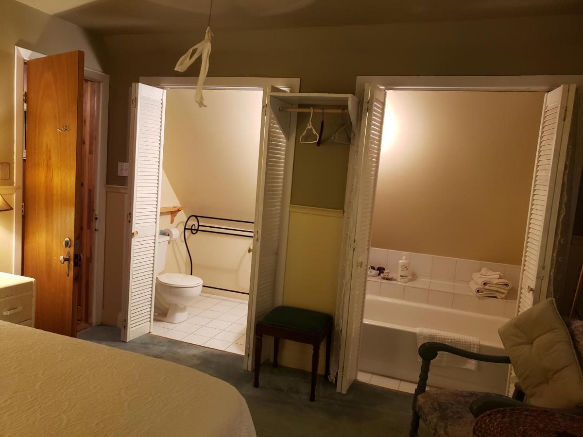 Auberge Bonne Nuit-Bonjour Sainte-Adèle Exteriör bild