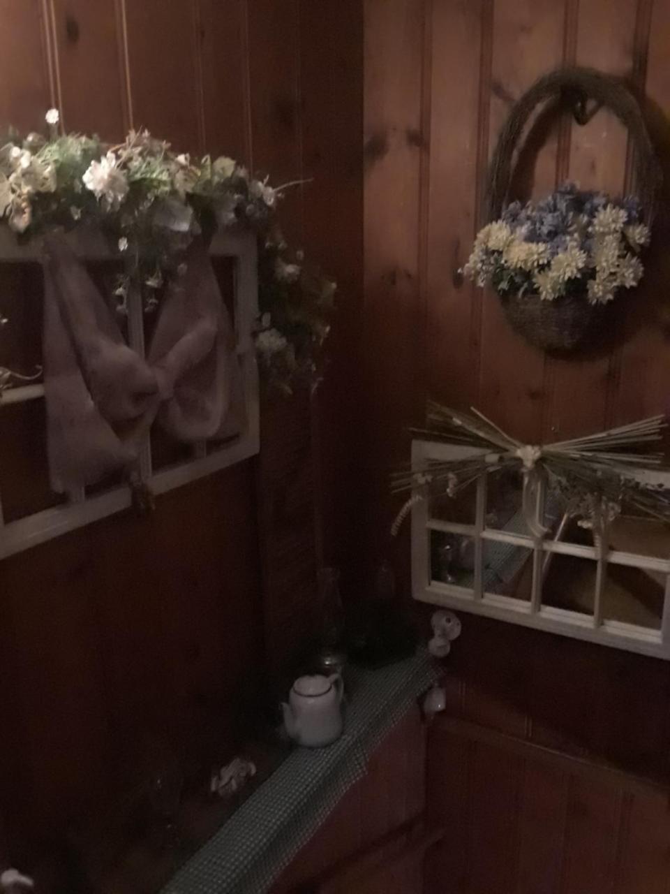 Auberge Bonne Nuit-Bonjour Sainte-Adèle Exteriör bild